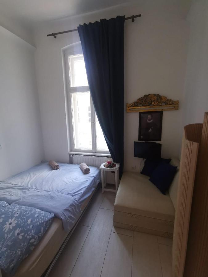 Tiny Apartment In City Center Zagreb Extérieur photo